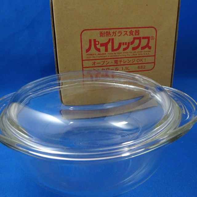 Pyrex(パイレックス)の★パイレックス 耐熱ガラス食器 キャセロール 蓋付き on1710-16-6★ インテリア/住まい/日用品のキッチン/食器(調理道具/製菓道具)の商品写真