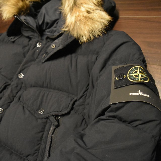 国内正規品　STONE ISLAND　希少コヨーテファーダウンジャケット