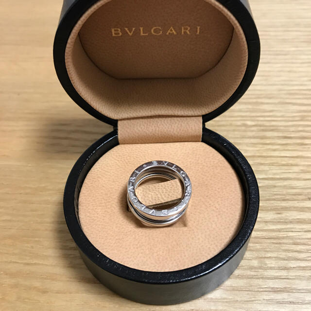 BVLGARI(ブルガリ)のブルガリ ビーゼロワン リング レディースのアクセサリー(リング(指輪))の商品写真