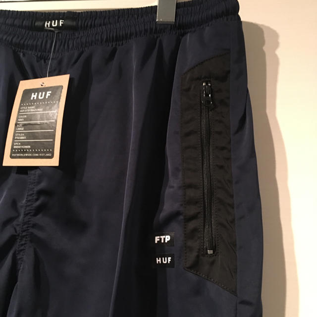 HUF(ハフ)のHUF  FTP warm up pant L メンズのパンツ(その他)の商品写真