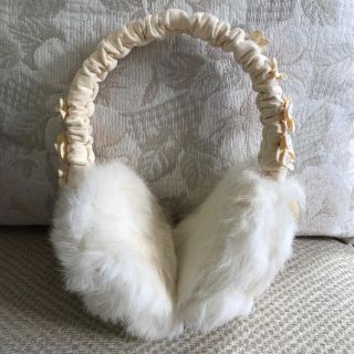 アンテプリマ(ANTEPRIMA)のアンテプリマ 耳あて Earmuffs 白 ホワイト 耳あて Earmuffs(イヤーマフ)