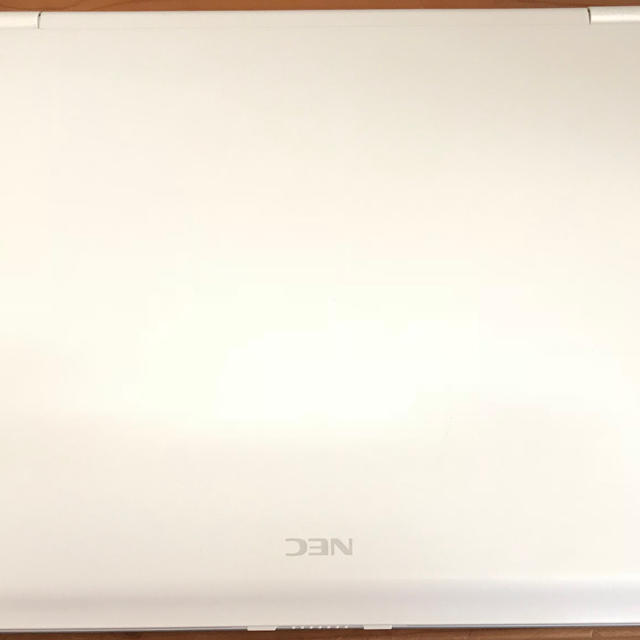 NEC(エヌイーシー)のノートパソコン Lavie LL370/R スマホ/家電/カメラのPC/タブレット(ノートPC)の商品写真