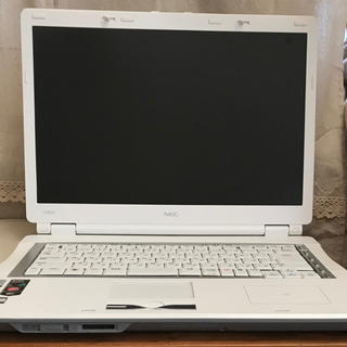 エヌイーシー(NEC)のノートパソコン Lavie LL370/R(ノートPC)