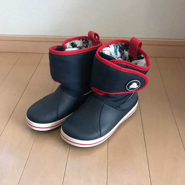 crocs(クロックス)のクロックス 長靴 キッズ キッズ/ベビー/マタニティのキッズ靴/シューズ(15cm~)(長靴/レインシューズ)の商品写真