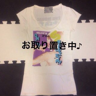 スライ(SLY)の美品SLYプリントTシャツ★(Tシャツ(半袖/袖なし))