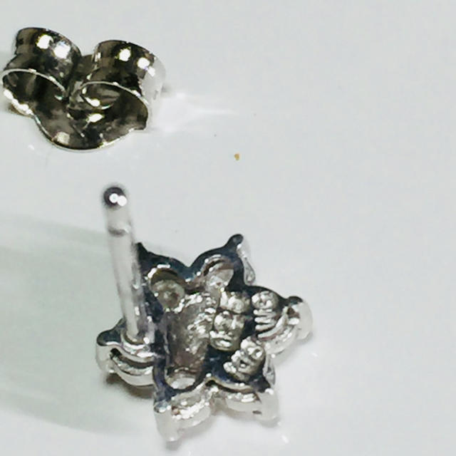 K18 ダイヤモンドピアス 0.5ct 1