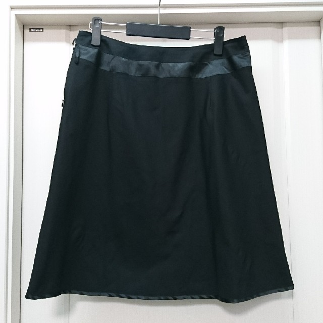 MINT BREEZE(ミントブリーズ)の値下げしました！mintbreeze大きいサイズ ブラックスカート レディースのスカート(ひざ丈スカート)の商品写真