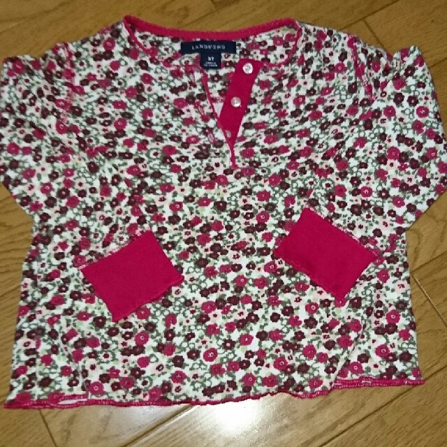 LANDS’END(ランズエンド)のLANDS´END 花柄カットソー3T キッズ/ベビー/マタニティのキッズ服女の子用(90cm~)(Tシャツ/カットソー)の商品写真