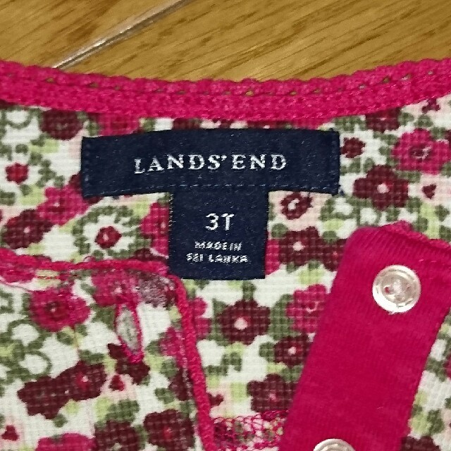 LANDS’END(ランズエンド)のLANDS´END 花柄カットソー3T キッズ/ベビー/マタニティのキッズ服女の子用(90cm~)(Tシャツ/カットソー)の商品写真