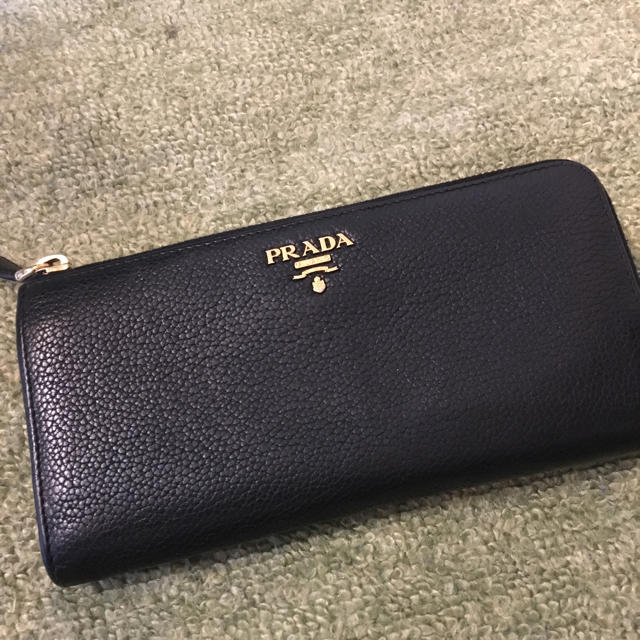 美品 PRADA 長財布財布