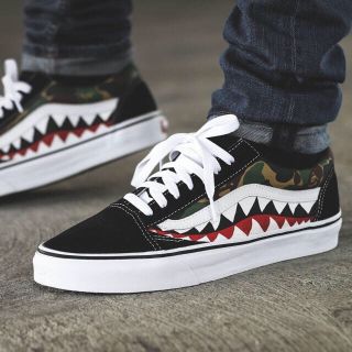 ヴァンズ(VANS)のVANS old skool bape camo  シャーク カスタム(スニーカー)