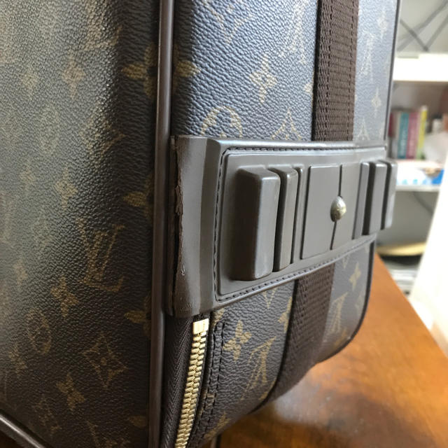 LOUIS VUITTON(ルイヴィトン)のルイヴィトン ペガス55 正規品 レディースのバッグ(スーツケース/キャリーバッグ)の商品写真