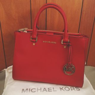 マイケルコース(Michael Kors)の超美品！60%オフ マイケルコースのハンドバッグ(ハンドバッグ)