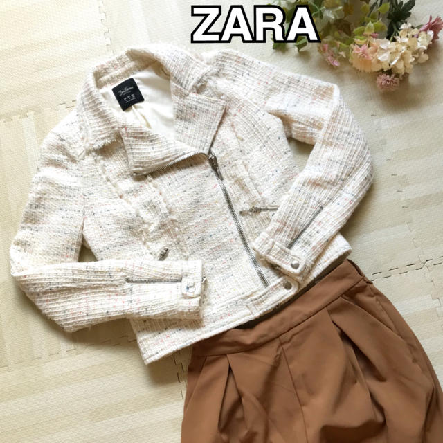 ZARA(ザラ)のザラ ツィード素材ライダースジャケット ホワイト 送料込み レディースのジャケット/アウター(ライダースジャケット)の商品写真