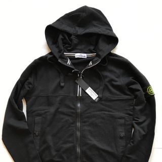 ストーンアイランド(STONE ISLAND)の専用です。(パーカー)