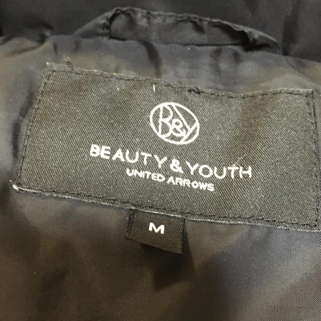 BEAUTY&YOUTH UNITED ARROWS(ビューティアンドユースユナイテッドアローズ)のビューティ&ユース ダウン 値下げ！ レディースのジャケット/アウター(ダウンジャケット)の商品写真