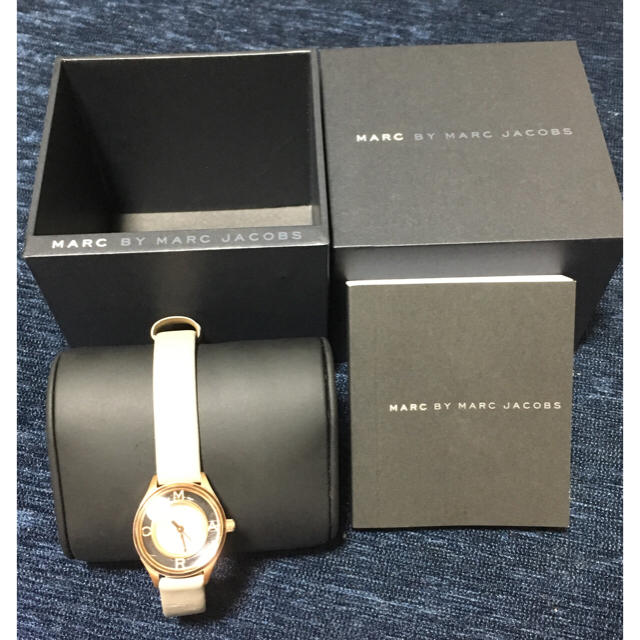 MARC BY MARC JACOBS(マークバイマークジェイコブス)のマークバイマークジェイコブス 時計 レディースのファッション小物(腕時計)の商品写真