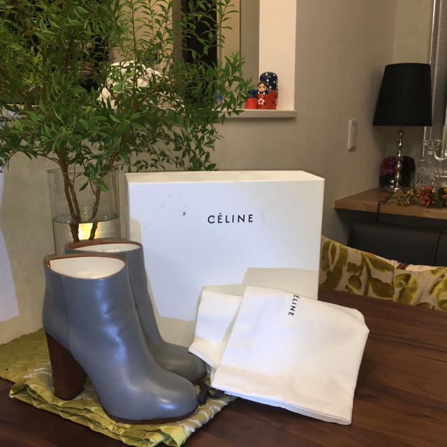 celine(セリーヌ)のセリーヌ ショートブーツ レディースの靴/シューズ(ブーツ)の商品写真