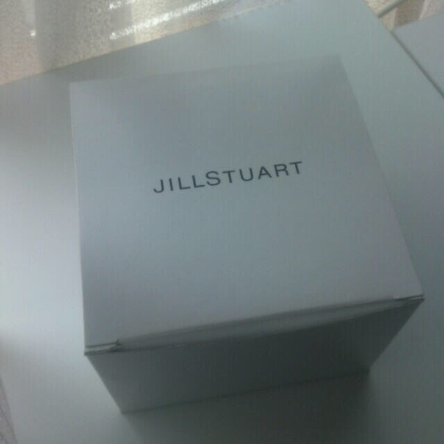 JILLSTUART(ジルスチュアート)のジルスチュアート 箱 コスメ/美容のベースメイク/化粧品(その他)の商品写真