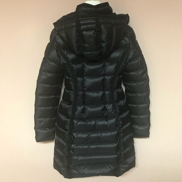 MONCLER(モンクレール)のyU*様専用です。 レディースのジャケット/アウター(ダウンコート)の商品写真