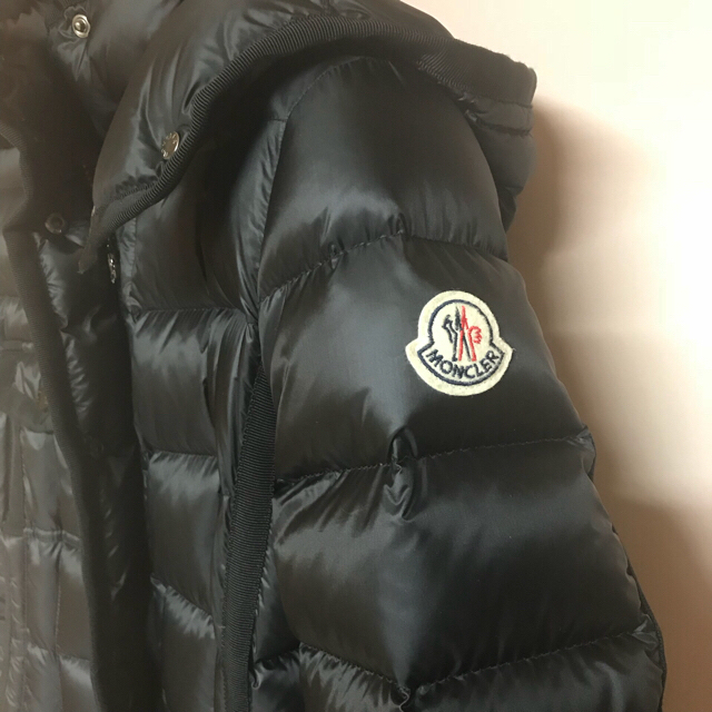 MONCLER(モンクレール)のyU*様専用です。 レディースのジャケット/アウター(ダウンコート)の商品写真