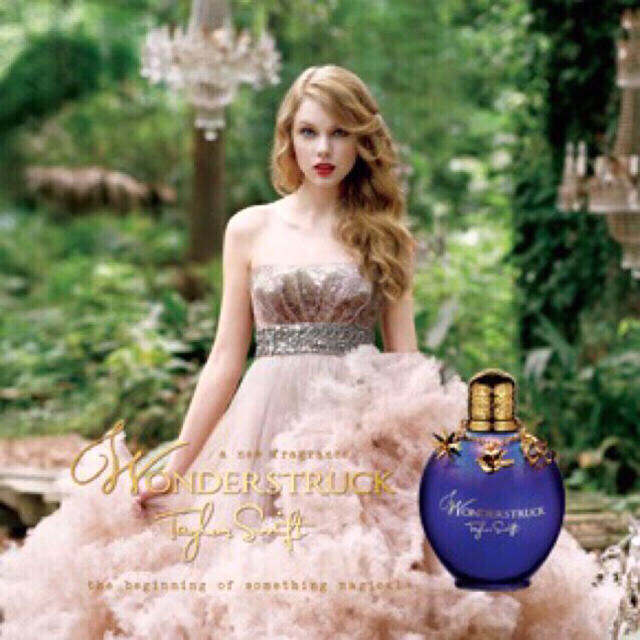 Elizabeth Arden(エリザベスアーデン)のTaylor Swift 香水 コスメ/美容の香水(香水(女性用))の商品写真