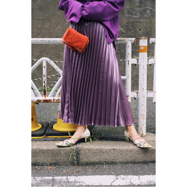AMERI vintage SHINING PLEATS SKIRTスカート