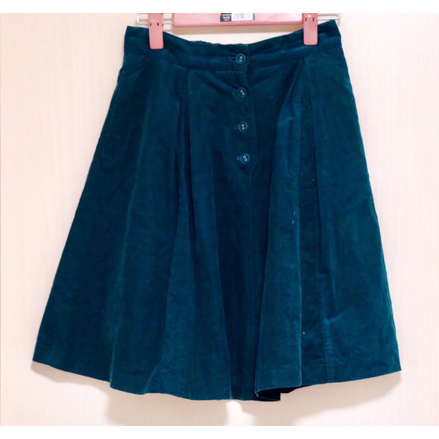 E hyphen world gallery(イーハイフンワールドギャラリー)のスカート（冬）値下げ中 レディースのスカート(ひざ丈スカート)の商品写真