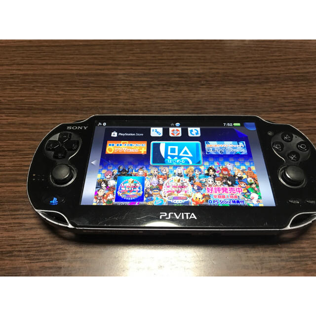 PlayStation vita 本体 PCH-1000