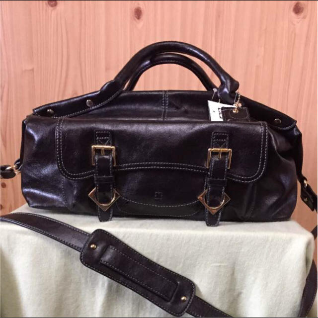 新品　バッグ LizClaiborne(NYブランド)ショルダー付き