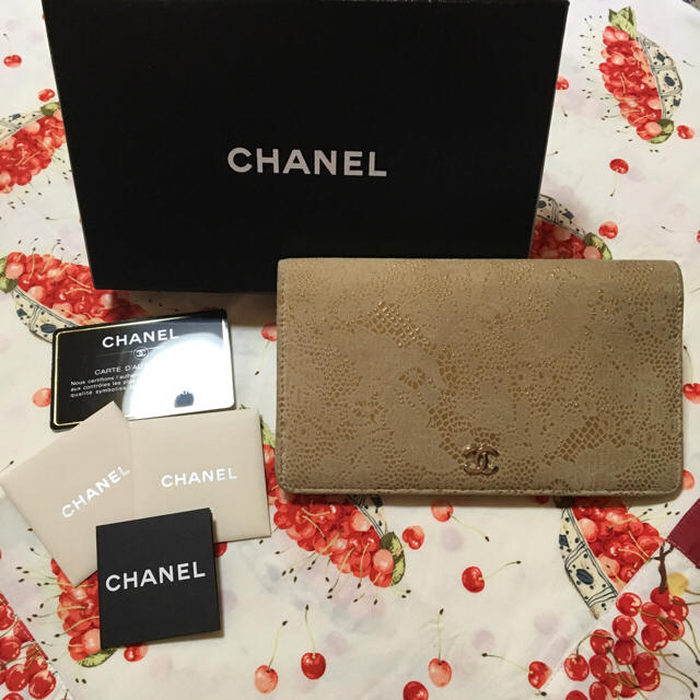 CHANEL(シャネル)のレア☆ CHANEL シャネル 財布 レディースのファッション小物(財布)の商品写真