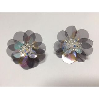 SWAROVSKIcrystal×FLOWER（B）(ピアス)