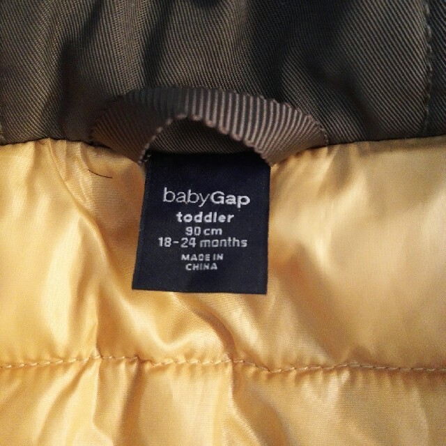 babyGAP(ベビーギャップ)のbaby gap ダウンジャケット　アウター キッズ/ベビー/マタニティのキッズ服女の子用(90cm~)(ジャケット/上着)の商品写真