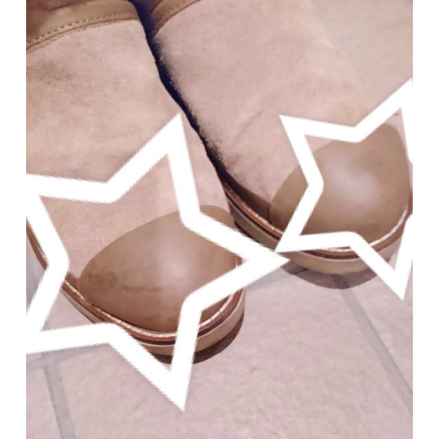 Tory Burch(トリーバーチ)のお値下げしました💗【✨トリーバーチ✨】ベージュムートン レディースの靴/シューズ(ブーツ)の商品写真