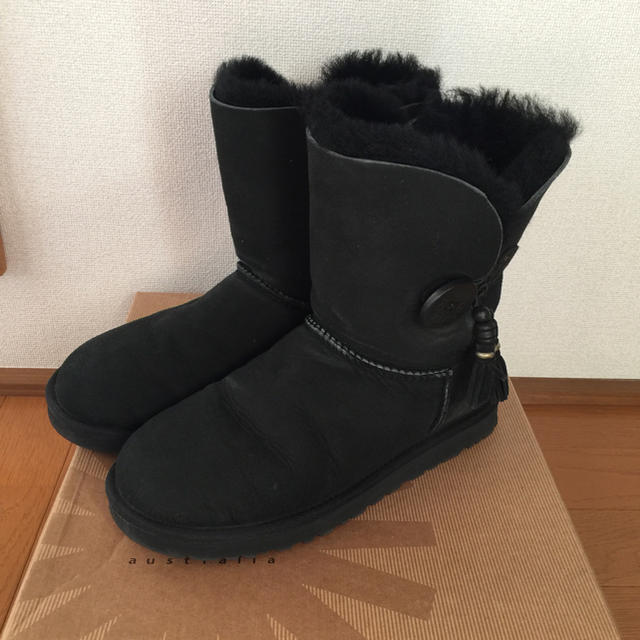 UGG(アグ)のUGG ムートン レディースの靴/シューズ(ブーツ)の商品写真