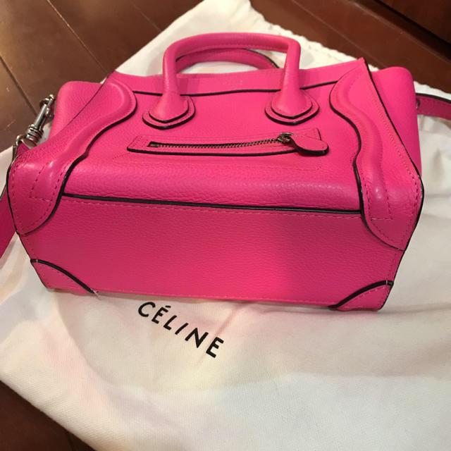 celine(セリーヌ)のmaloha様専用週末値下げ 美品 セリーヌ  ラゲージ ナノ 大人気 ピンク レディースのバッグ(ショルダーバッグ)の商品写真