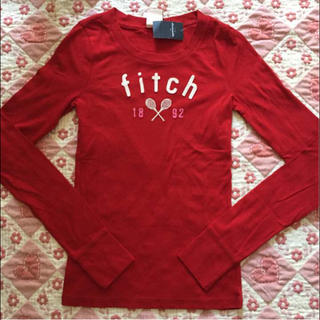 アバクロンビーアンドフィッチ(Abercrombie&Fitch)の新品 アバクロ 赤 ロンT(Tシャツ(長袖/七分))