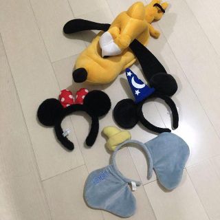 ディズニーランド　カチューシャ耳　ミッキーミニーなど(キャラクターグッズ)