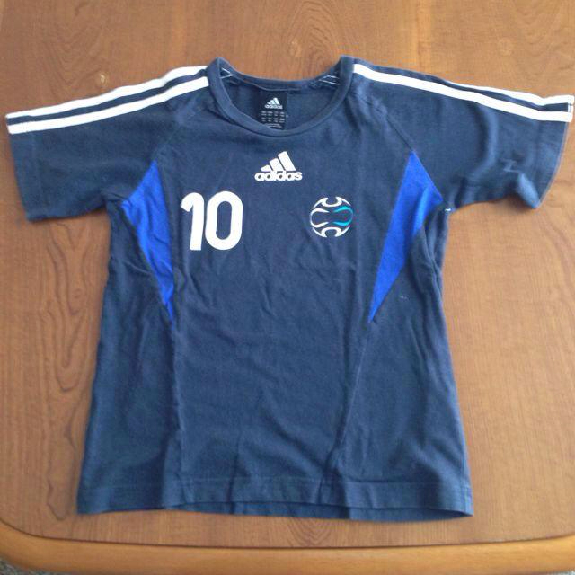 adidas(アディダス)の男児130センチTシャツ2枚セット レディースのトップス(Tシャツ(半袖/袖なし))の商品写真