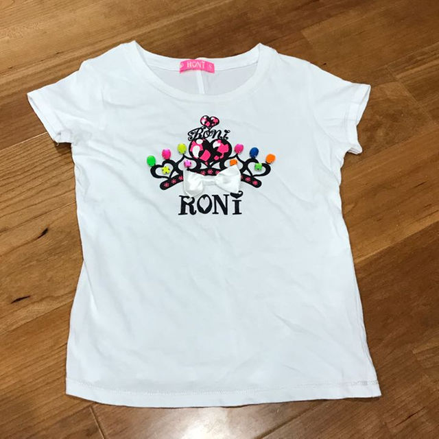 RONI(ロニィ)のRONI ビジュー付き半袖Tシャツ サイズS キッズ/ベビー/マタニティのキッズ服女の子用(90cm~)(その他)の商品写真