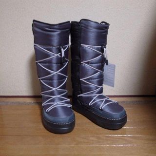 クロックス(crocs)のクロックス　コスモブーツ　W9　25cm　Kosmoboot W　新品未使用(ブーツ)