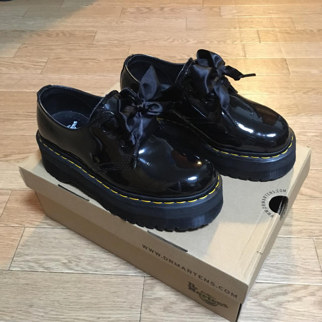 Dr.Martens  HOLLY PATENT 2