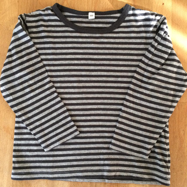 MUJI (無印良品)(ムジルシリョウヒン)の無印良品 kids 長袖Tシャツ 100 キッズ/ベビー/マタニティのキッズ服男の子用(90cm~)(Tシャツ/カットソー)の商品写真