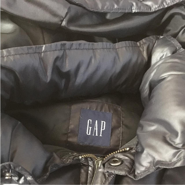 GAP(ギャップ)のしゅんきち様専用      GAP ダウンジャケット ダウンベスト メンズのジャケット/アウター(ダウンベスト)の商品写真