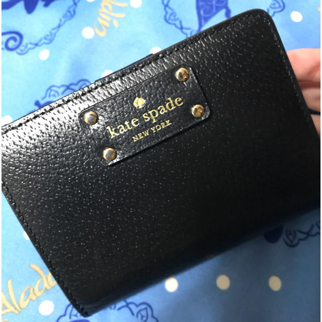 kate spade new york(ケイトスペードニューヨーク)の【値下げ】kate spade new york / 二つ折財布 レディースのファッション小物(財布)の商品写真