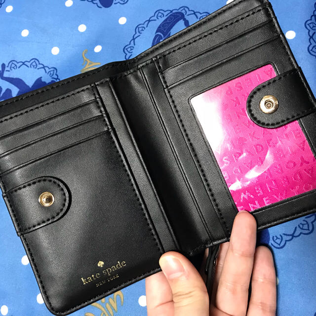 kate spade new york(ケイトスペードニューヨーク)の【値下げ】kate spade new york / 二つ折財布 レディースのファッション小物(財布)の商品写真