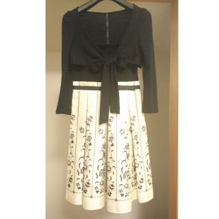 ペイトン プレイス ボレロ付きワンピース 黒 白 花柄 M