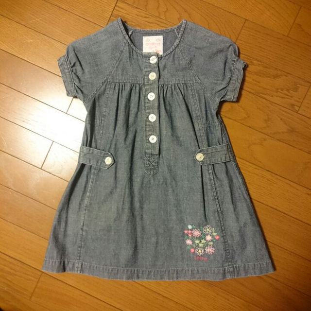 OshKosh(オシュコシュ)の専用☆OSHKOSHワンピ &GAPカットソー キッズ/ベビー/マタニティのキッズ服女の子用(90cm~)(ワンピース)の商品写真