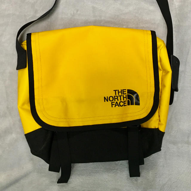 THE NORTH FACE(ザノースフェイス)のノースフェイス メッセンジャーバッグ レディースのバッグ(メッセンジャーバッグ)の商品写真