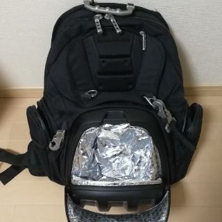 オークリー(Oakley)のケン様専用　オークリー　冷却ポケット付きリュック(バッグパック/リュック)